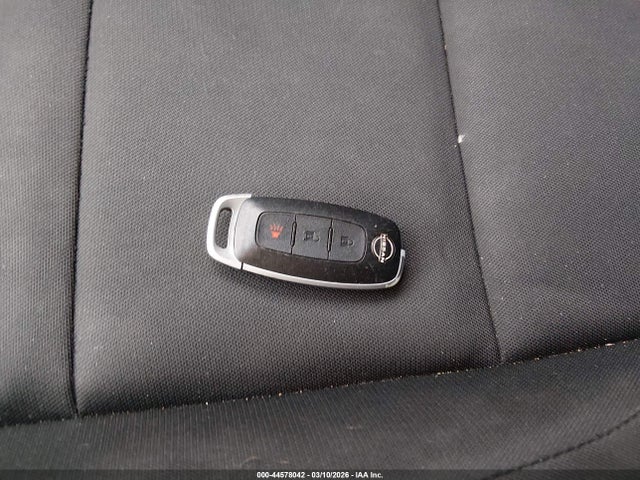 Nissan Kicks S Xtronic Cvt