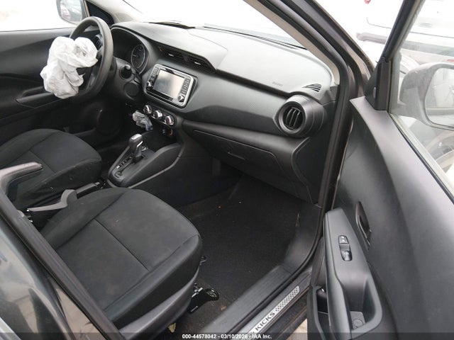 Nissan Kicks S Xtronic Cvt