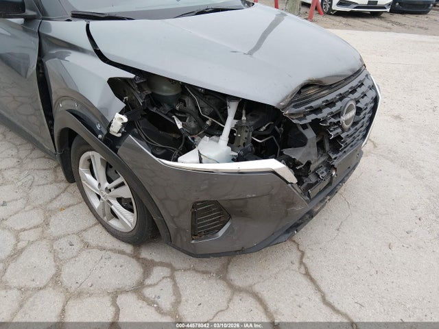 Nissan Kicks S Xtronic Cvt