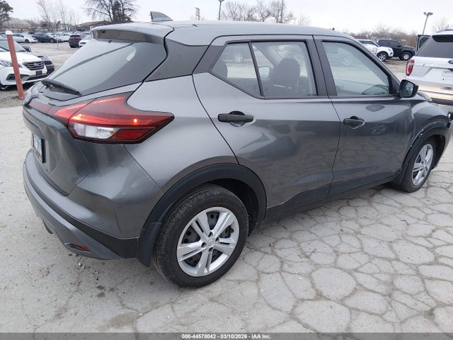 Nissan Kicks S Xtronic Cvt