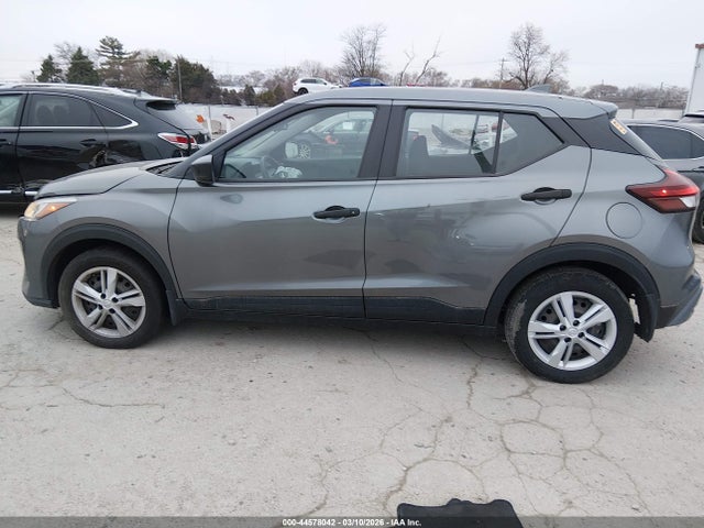 Nissan Kicks S Xtronic Cvt
