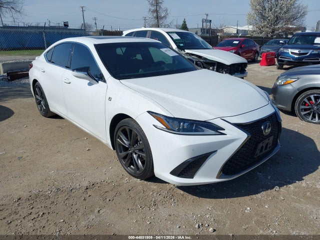 Salvage Lexus Es Image