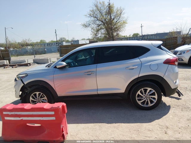 Hyundai TUCSON Se