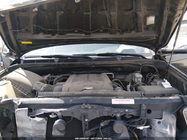Toyota Sequoia Limited 5.7l V8