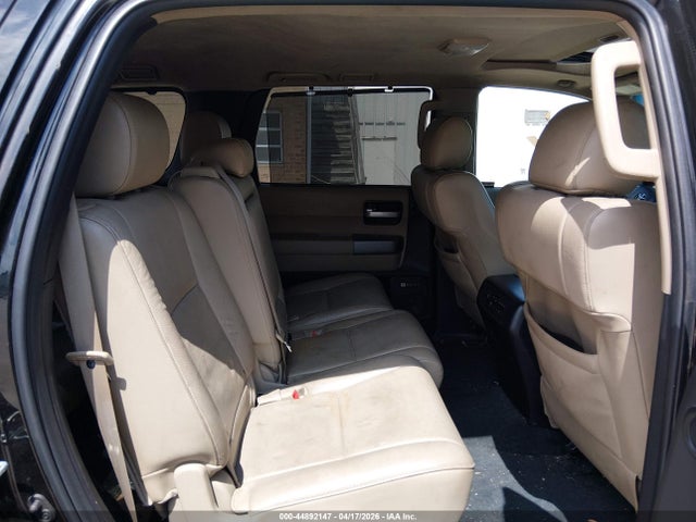 Toyota Sequoia Limited 5.7l V8