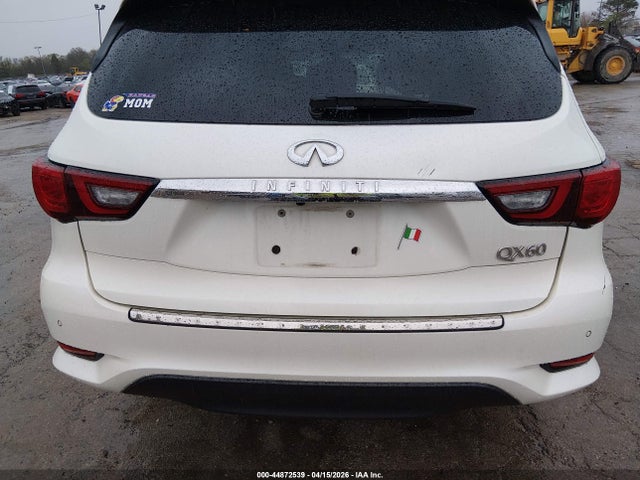 INFINITI Qx Luxe