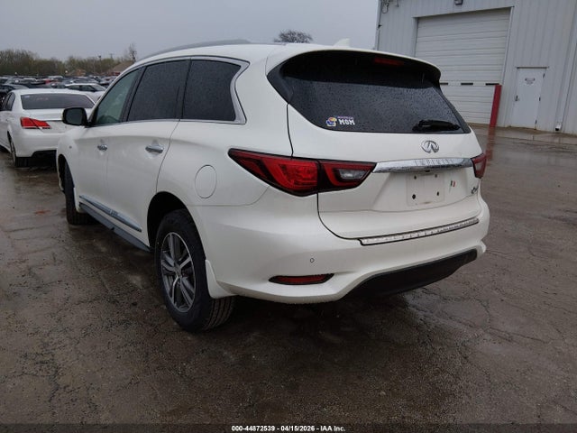INFINITI Qx Luxe