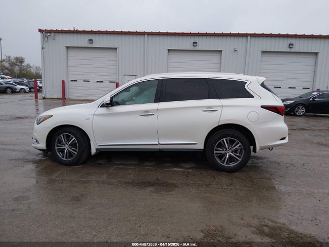 INFINITI Qx Luxe