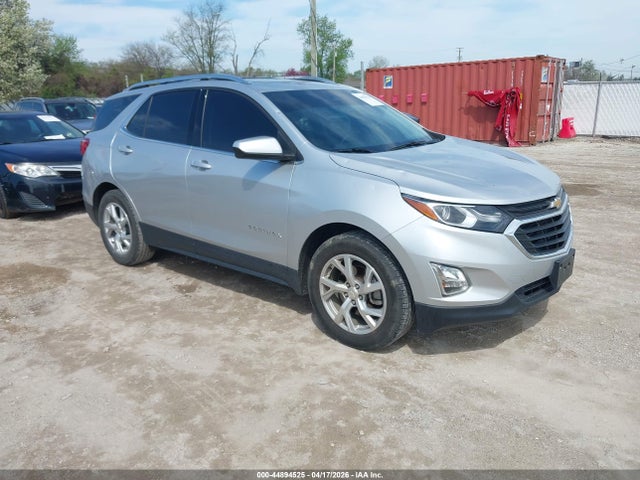 Salvage Chevrolet Equinox Image