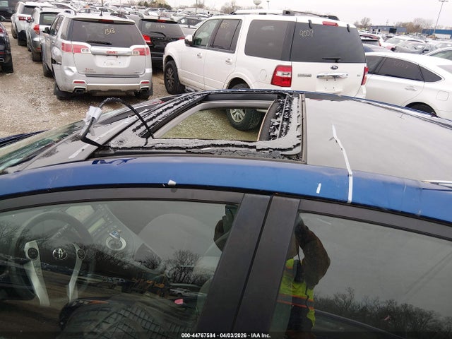 Toyota Prius Three