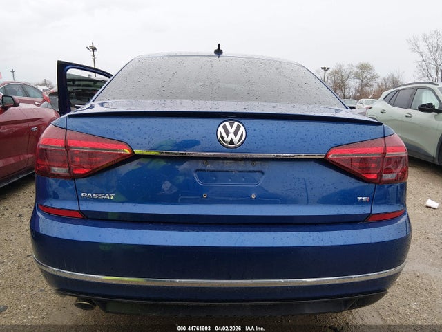 Volkswagen Passat 1.8t R-line