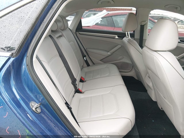 Volkswagen Passat 1.8t R-line