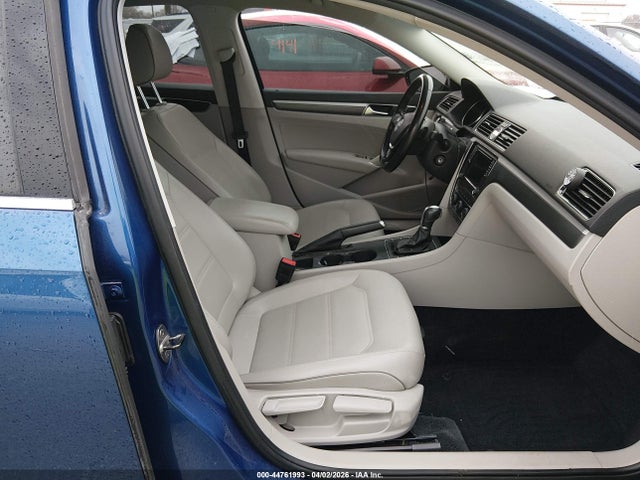 Volkswagen Passat 1.8t R-line