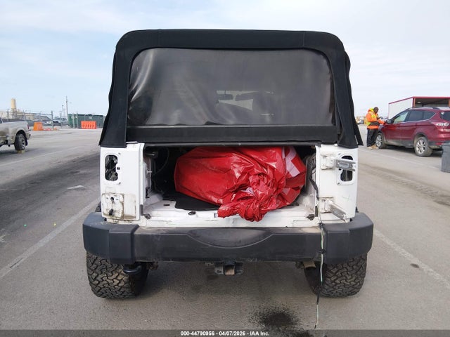 Jeep Wrangler Sahara