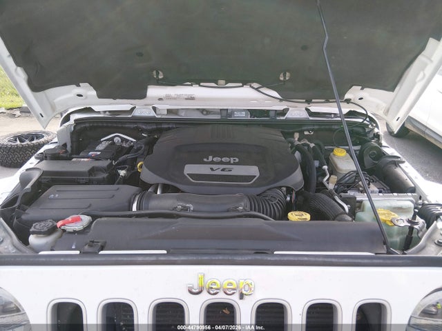 Jeep Wrangler Sahara