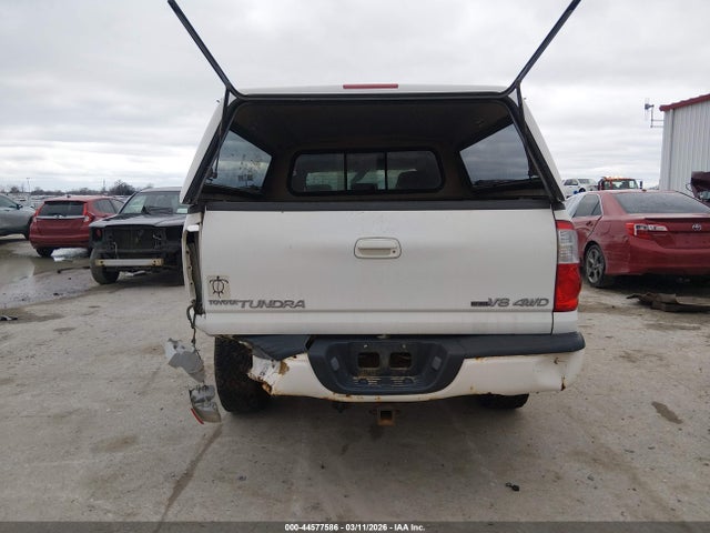 Toyota Tundra Limited V8