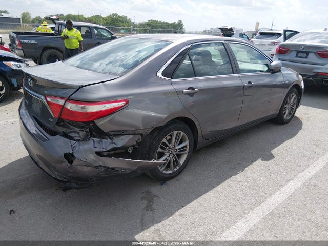 Toyota Camry Se