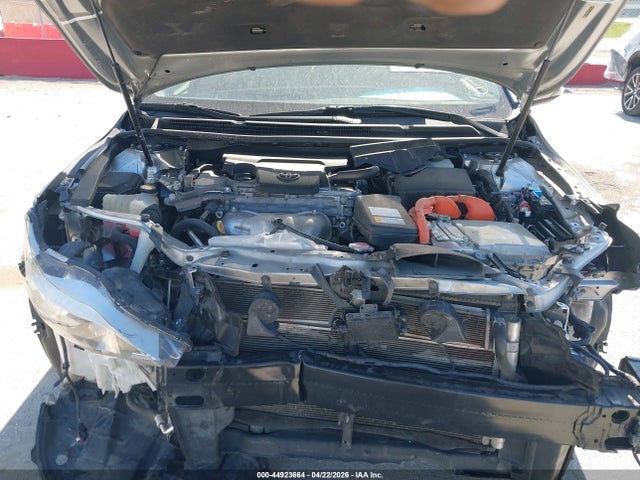 Toyota Avalon Hybrid Limited