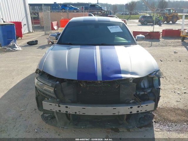 Dodge Charger Sxt