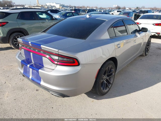 Dodge Charger Sxt