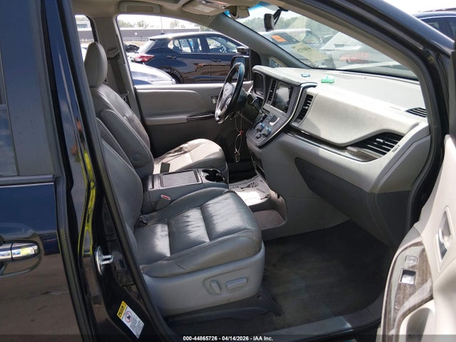 Toyota Sienna Xle 8 Passenger