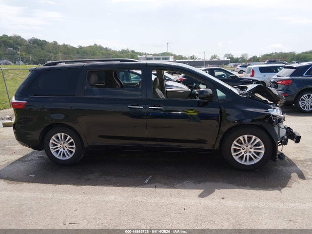 Toyota Sienna Xle 8 Passenger