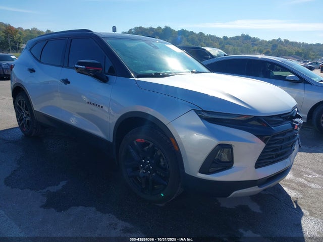 Salvage Chevrolet Blazer Image