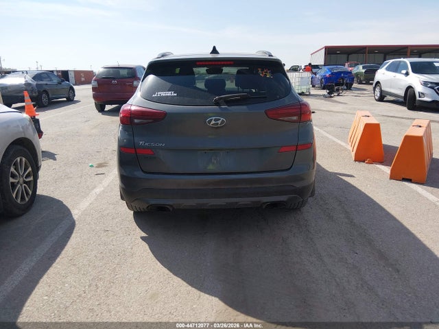 Hyundai TUCSON Night