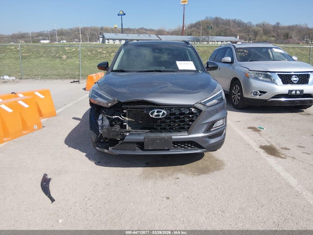 Hyundai TUCSON Night