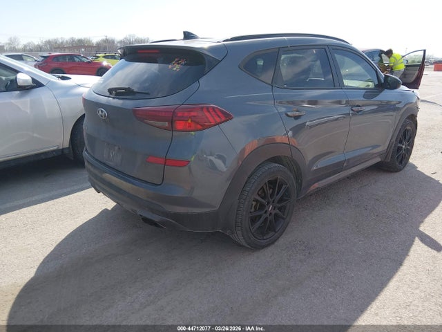 Hyundai TUCSON Night