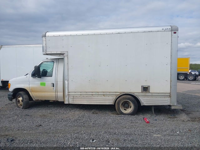 Ford E-450