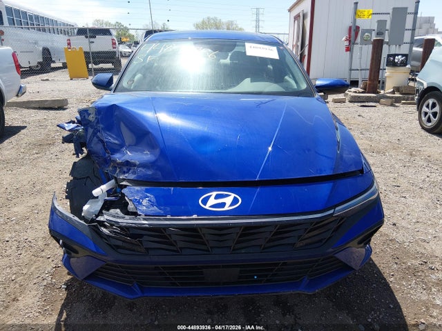 Hyundai ELANTRA Sel