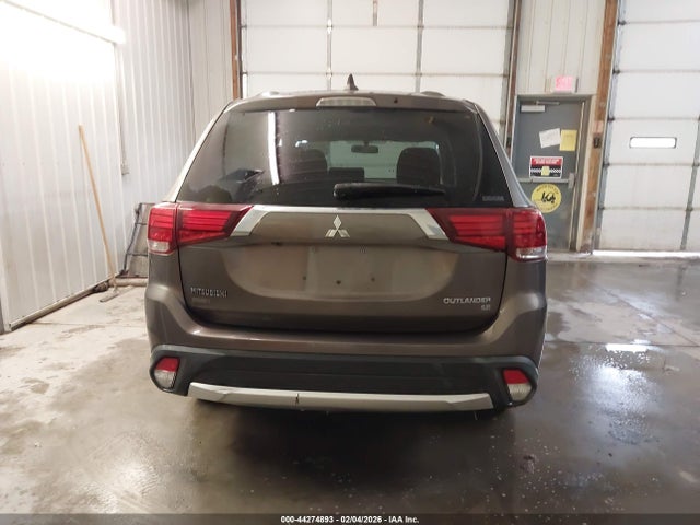 Mitsubishi Outlander Se