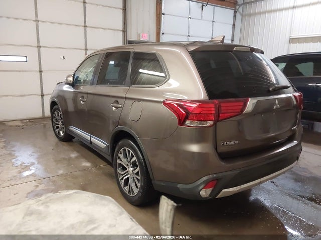 Mitsubishi Outlander Se