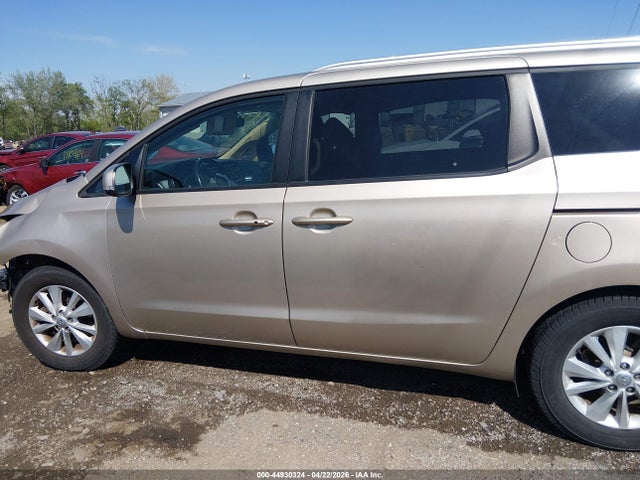 Kia Sedona Lx