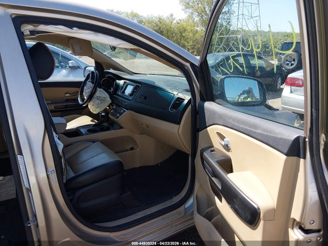 Kia Sedona Lx