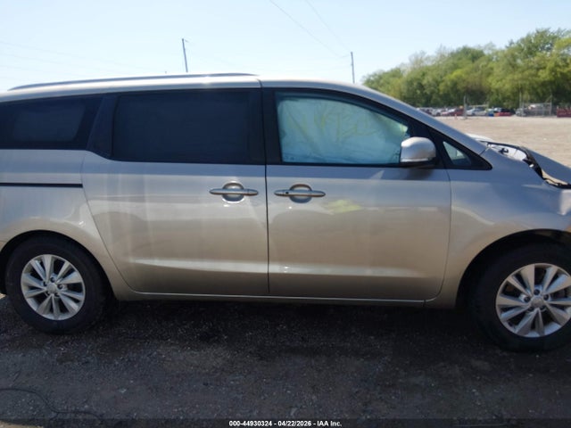 Kia Sedona Lx