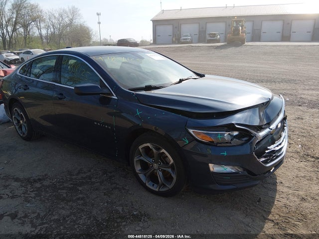 Salvage Chevrolet Malibu Image