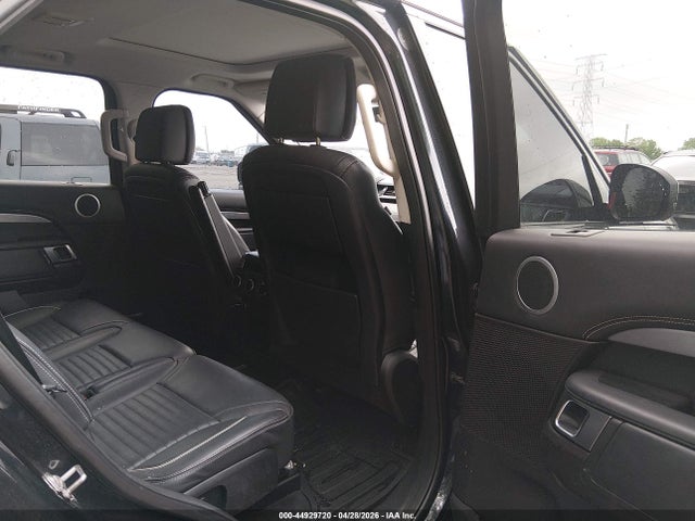 Land Rover Discovery First Edition