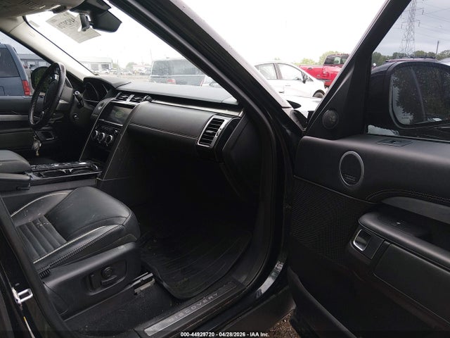 Land Rover Discovery First Edition