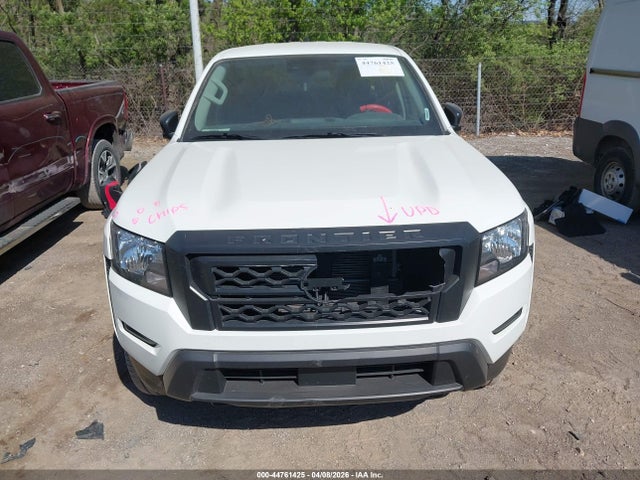 Nissan Frontier S 4x4
