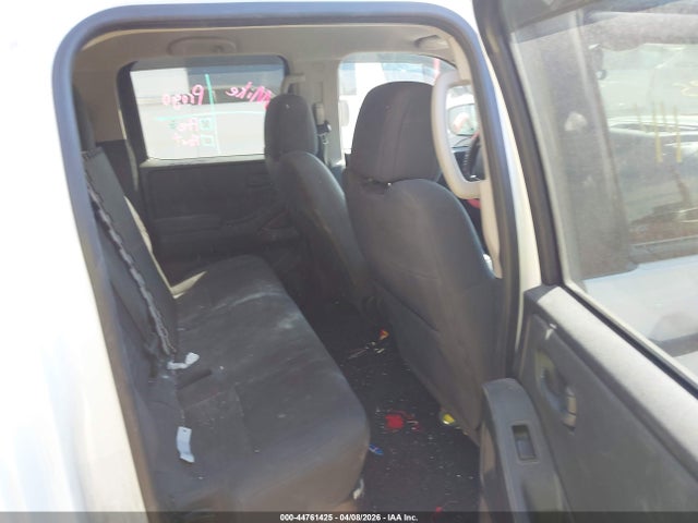 Nissan Frontier S 4x4