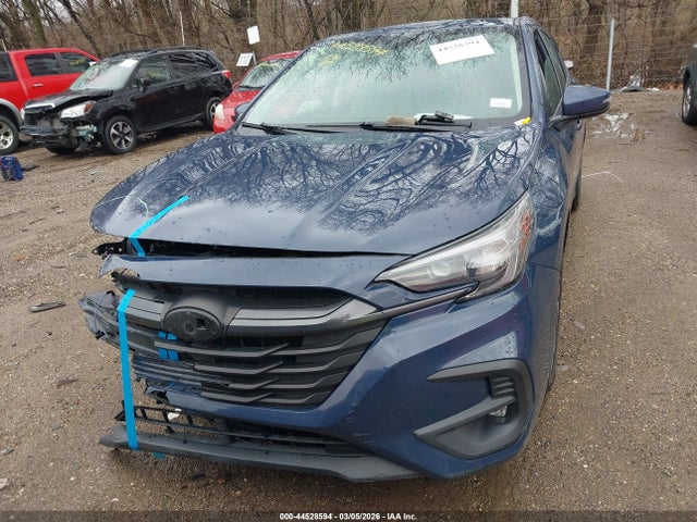 Subaru Legacy Premium