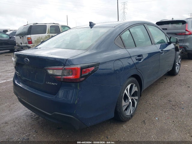Subaru Legacy Premium