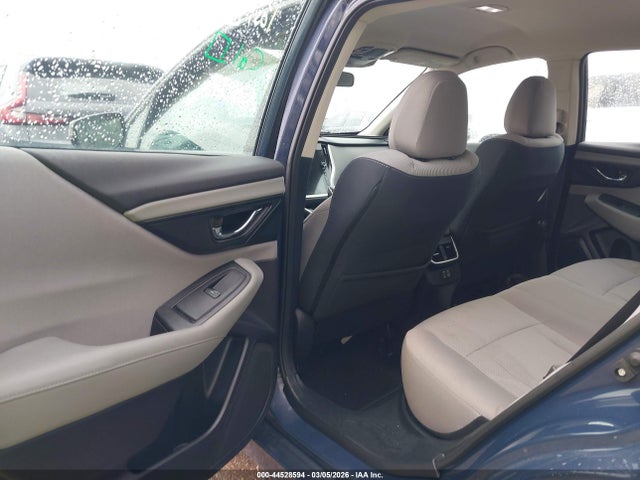 Subaru Legacy Premium