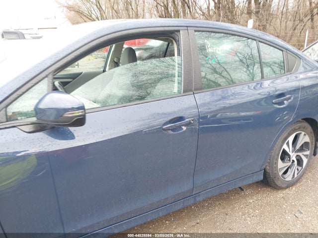 Subaru Legacy Premium
