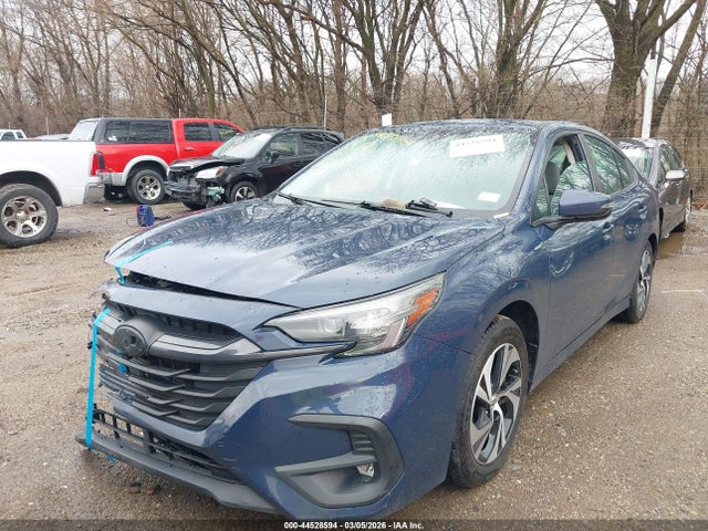Subaru Legacy Premium