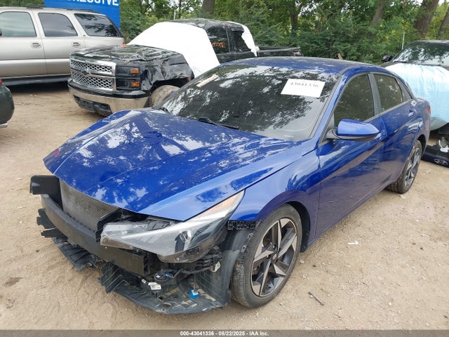 Hyundai ELANTRA Sel
