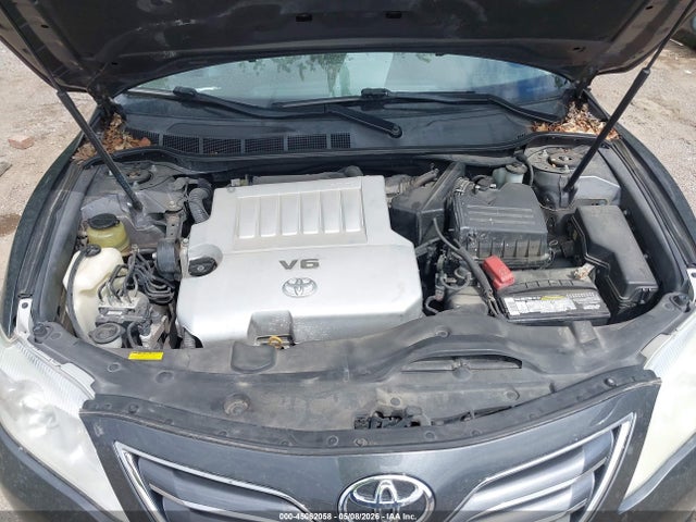 Toyota Camry Xle V6
