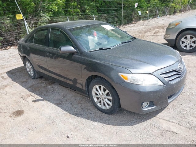 Salvage Toyota Camry Image